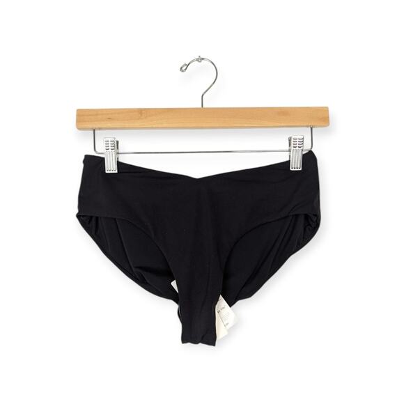 NWT Skin Black Full Coverage Scrunch Bikini Bottoms Size S - Picture 1 of 7